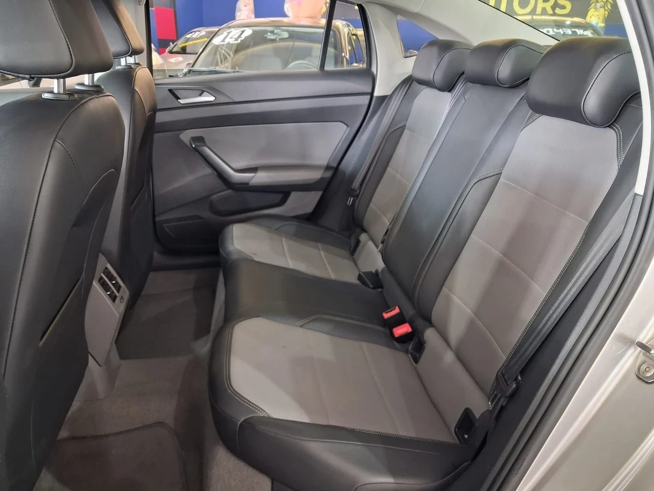 VOLKSWAGEN VIRTUS