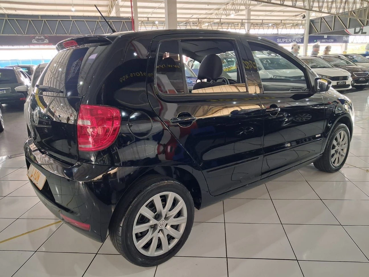 VOLKSWAGEN FOX