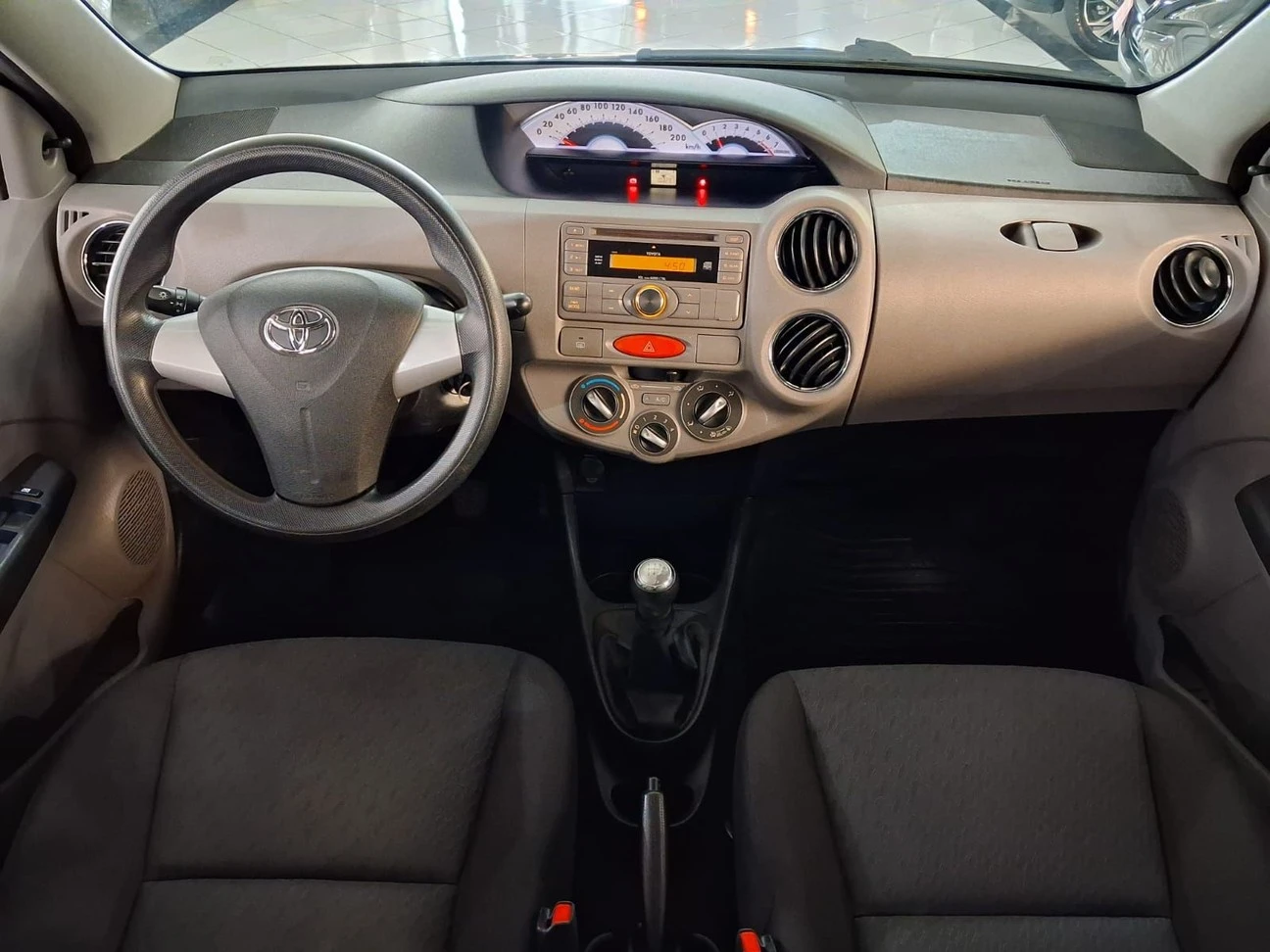 TOYOTA ETIOS