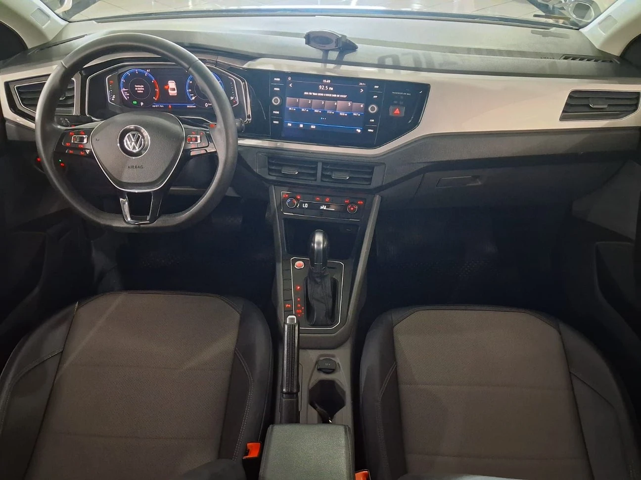 VOLKSWAGEN VIRTUS