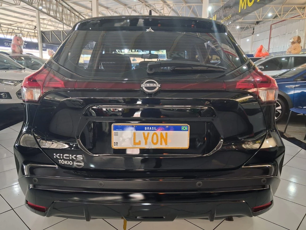 NISSAN KICKS