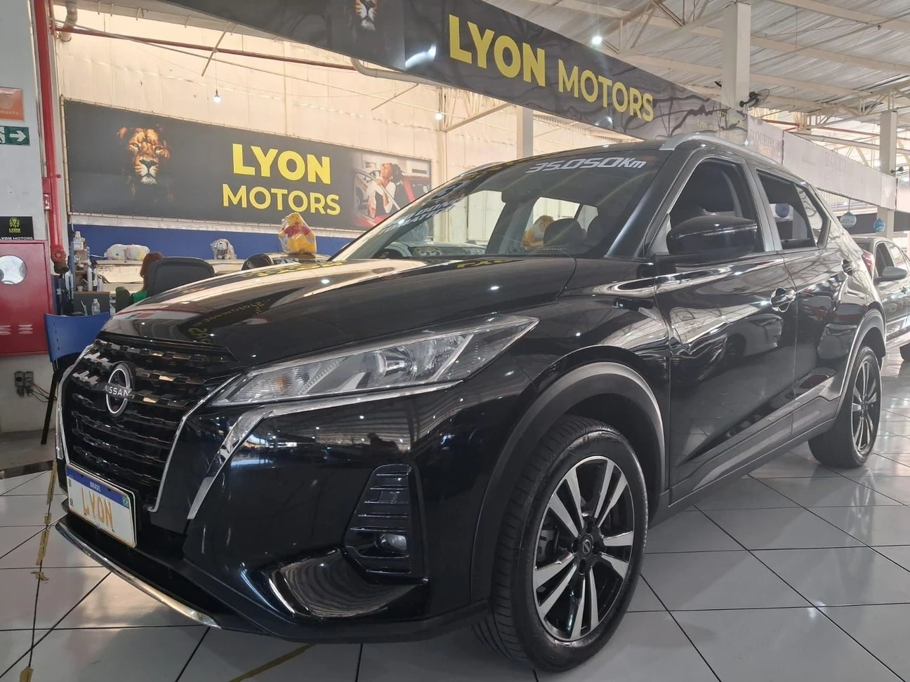 NISSAN KICKS