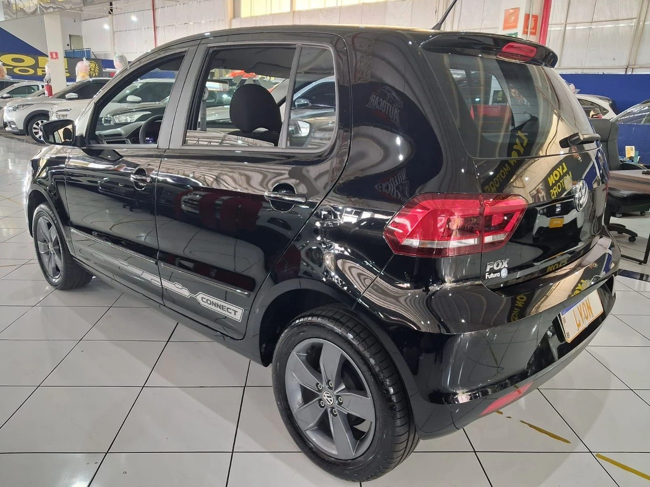VOLKSWAGEN FOX