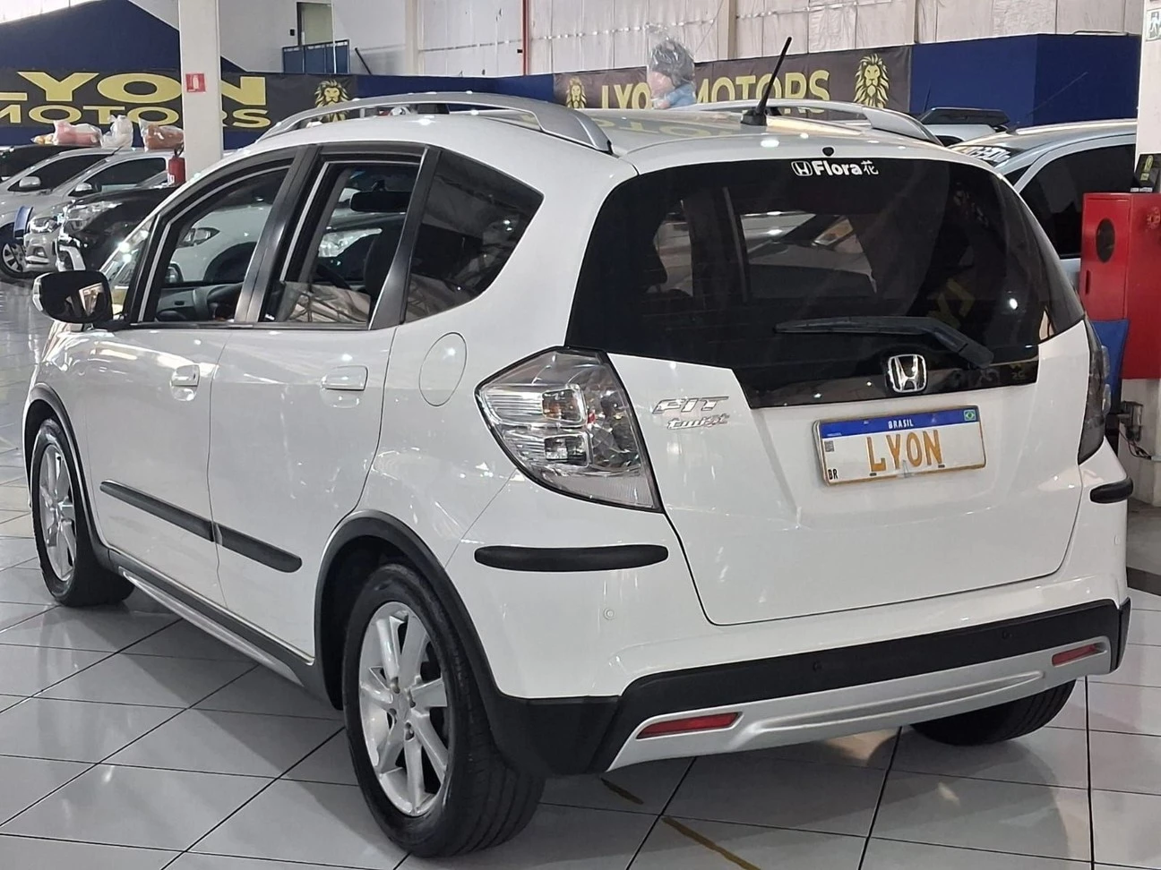 HONDA FIT