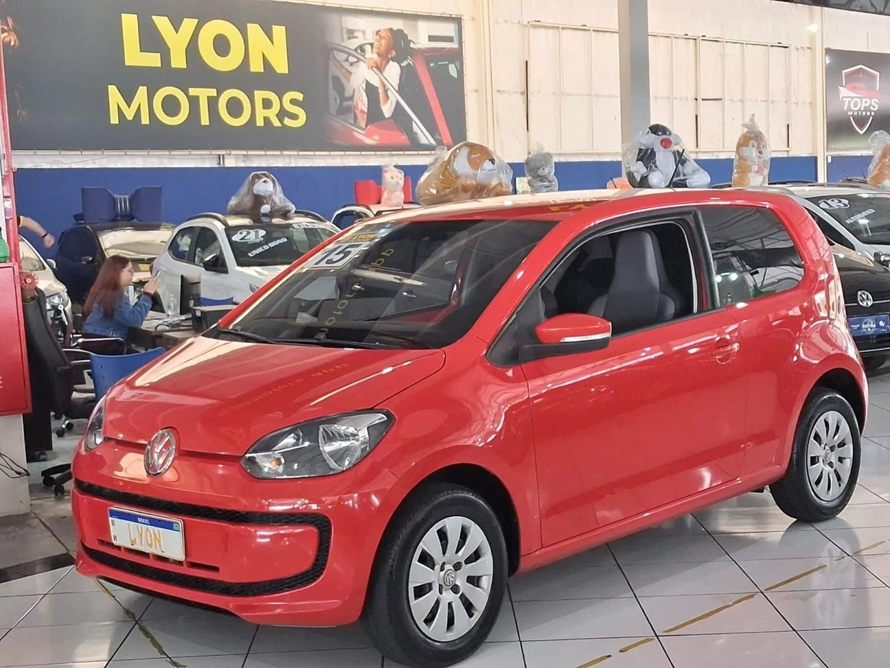 VOLKSWAGEN UP