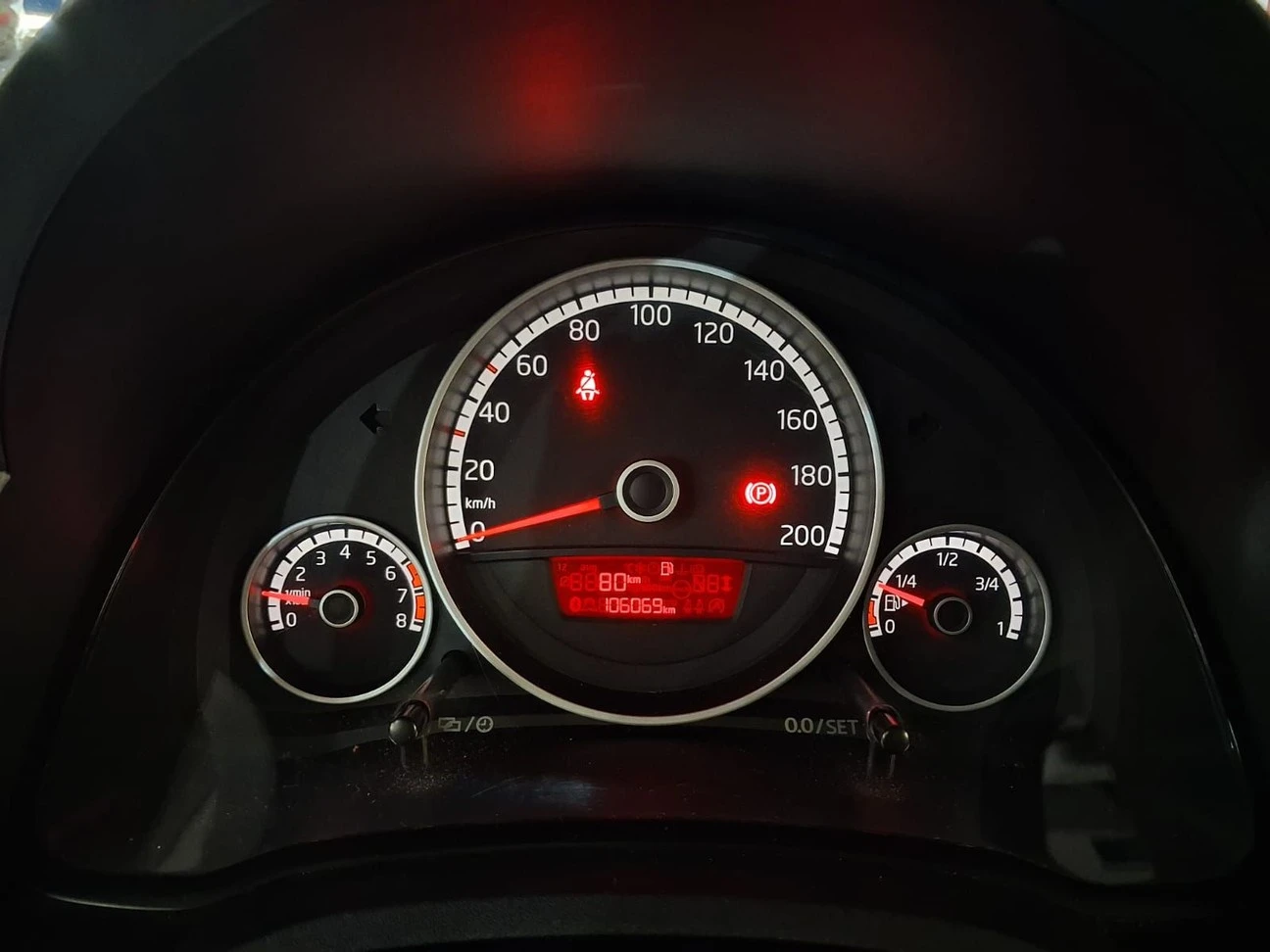 VOLKSWAGEN UP