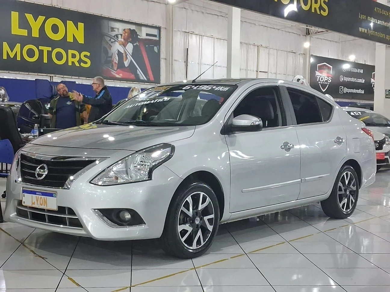 NISSAN VERSA