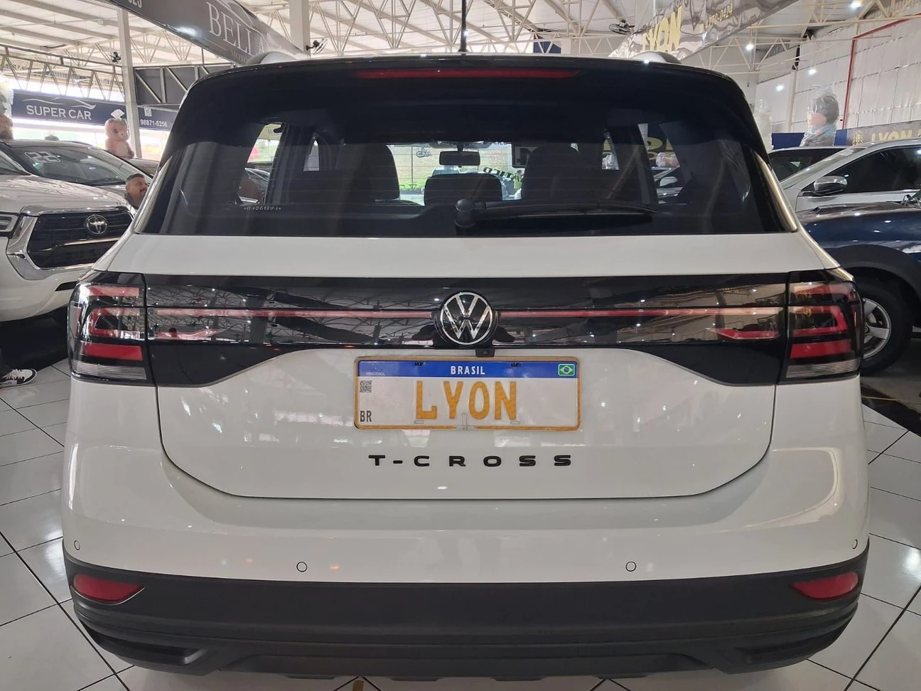 VOLKSWAGEN T-CROSS