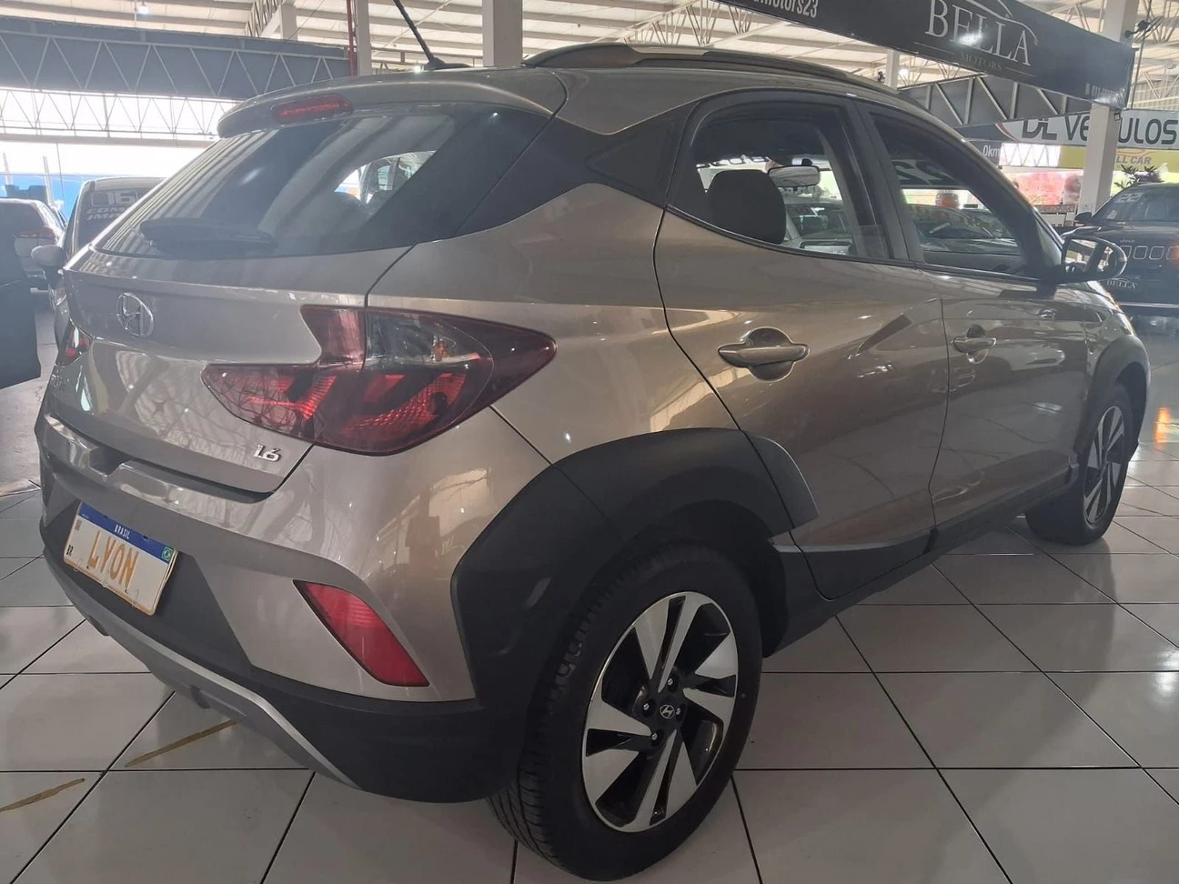HYUNDAI HB20X