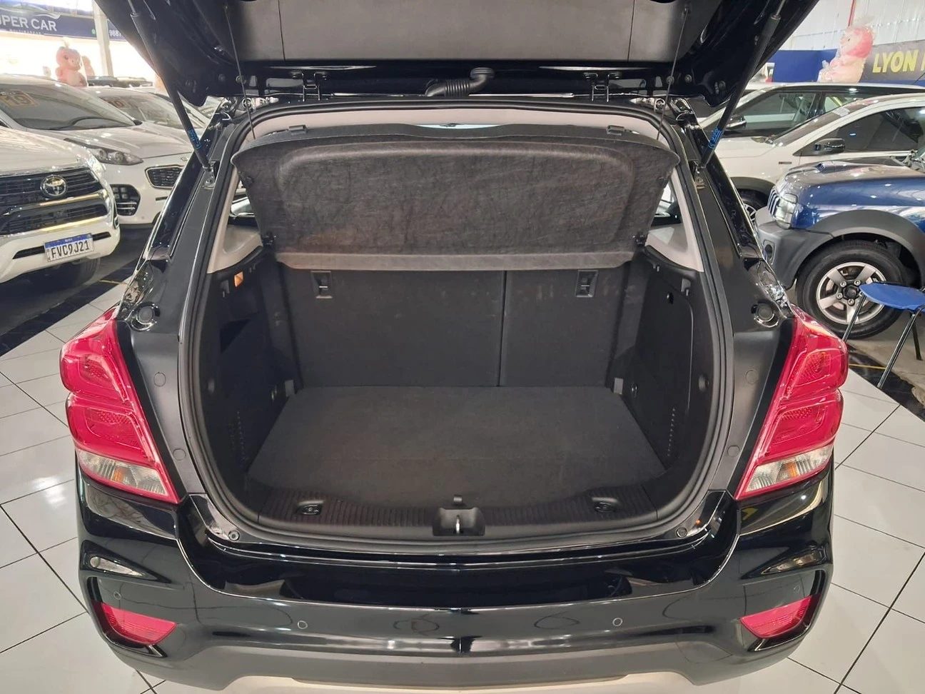 CHEVROLET TRACKER