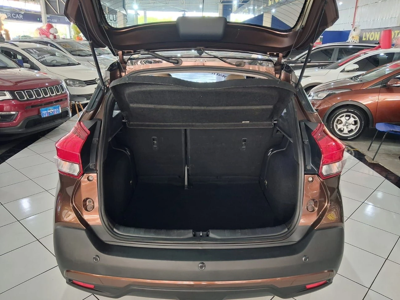 NISSAN KICKS
