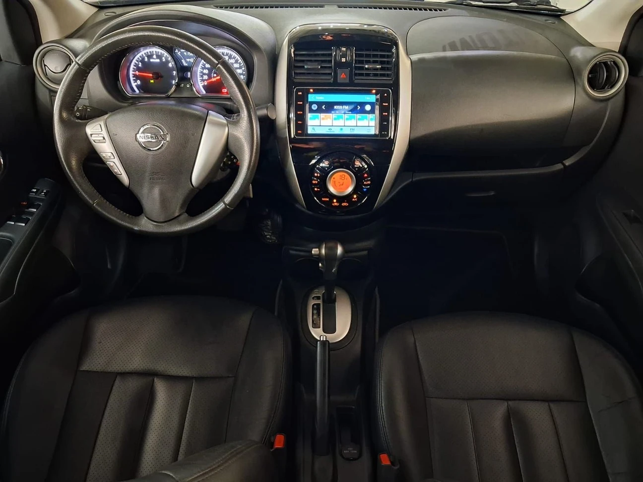 NISSAN VERSA