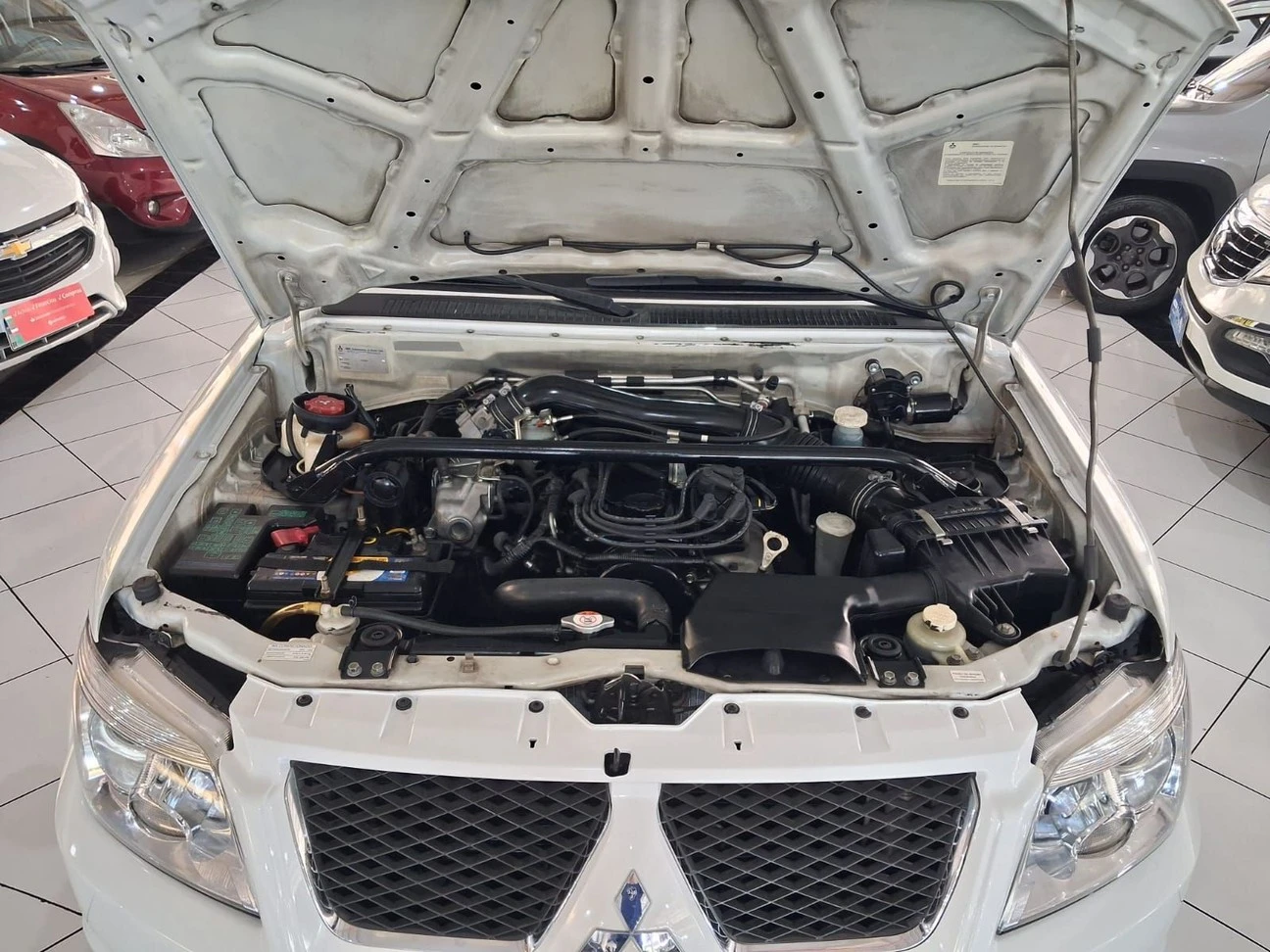 MITSUBISHI PAJERO TR4