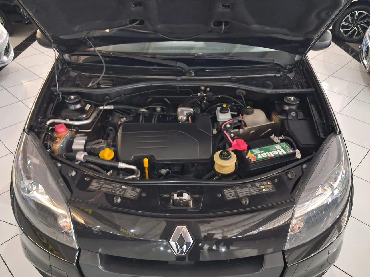 RENAULT SANDERO