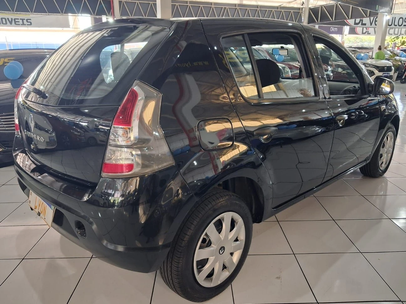 RENAULT SANDERO