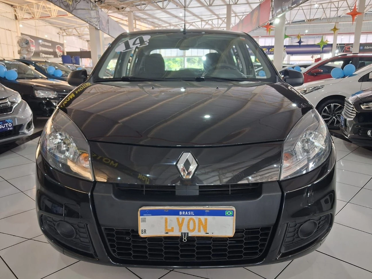 RENAULT SANDERO
