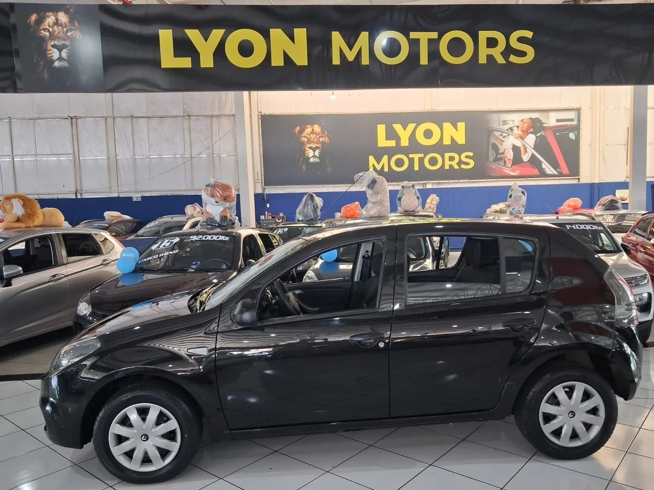 RENAULT SANDERO