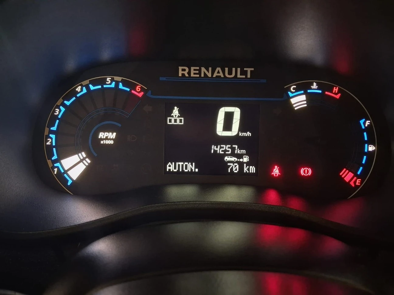 RENAULT KWID