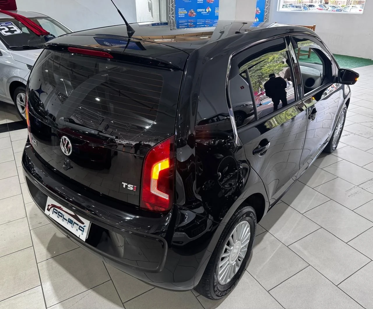 VOLKSWAGEN UP