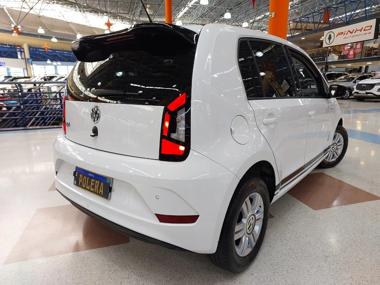 VOLKSWAGEN UP