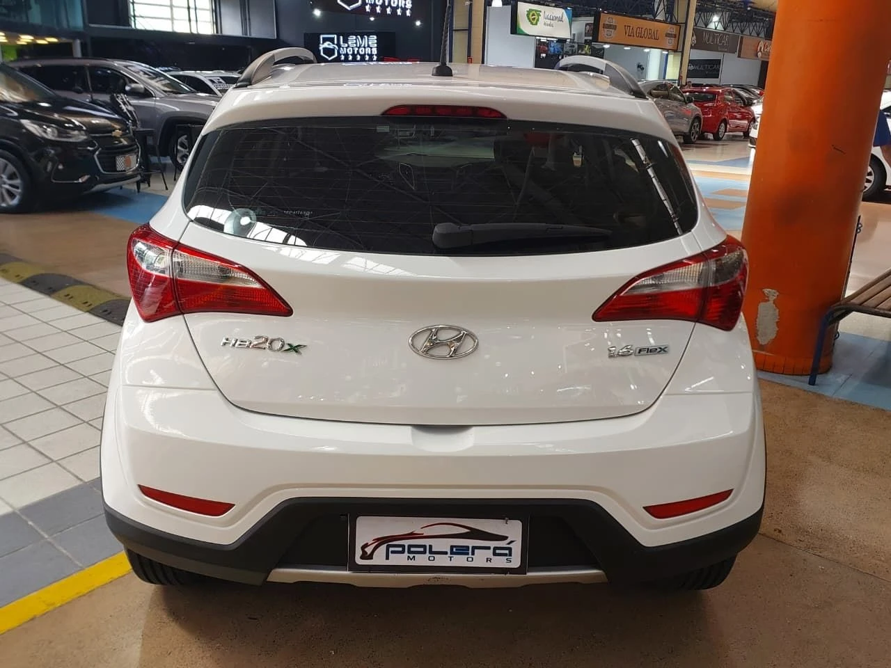 HYUNDAI HB20X
