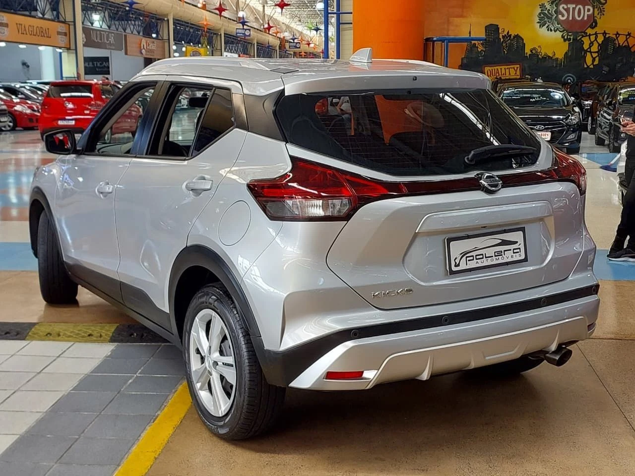 NISSAN KICKS