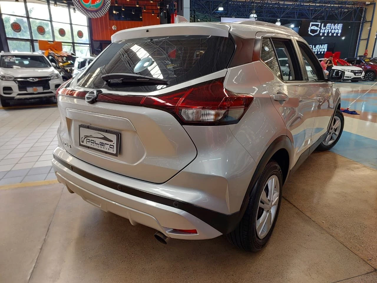 NISSAN KICKS