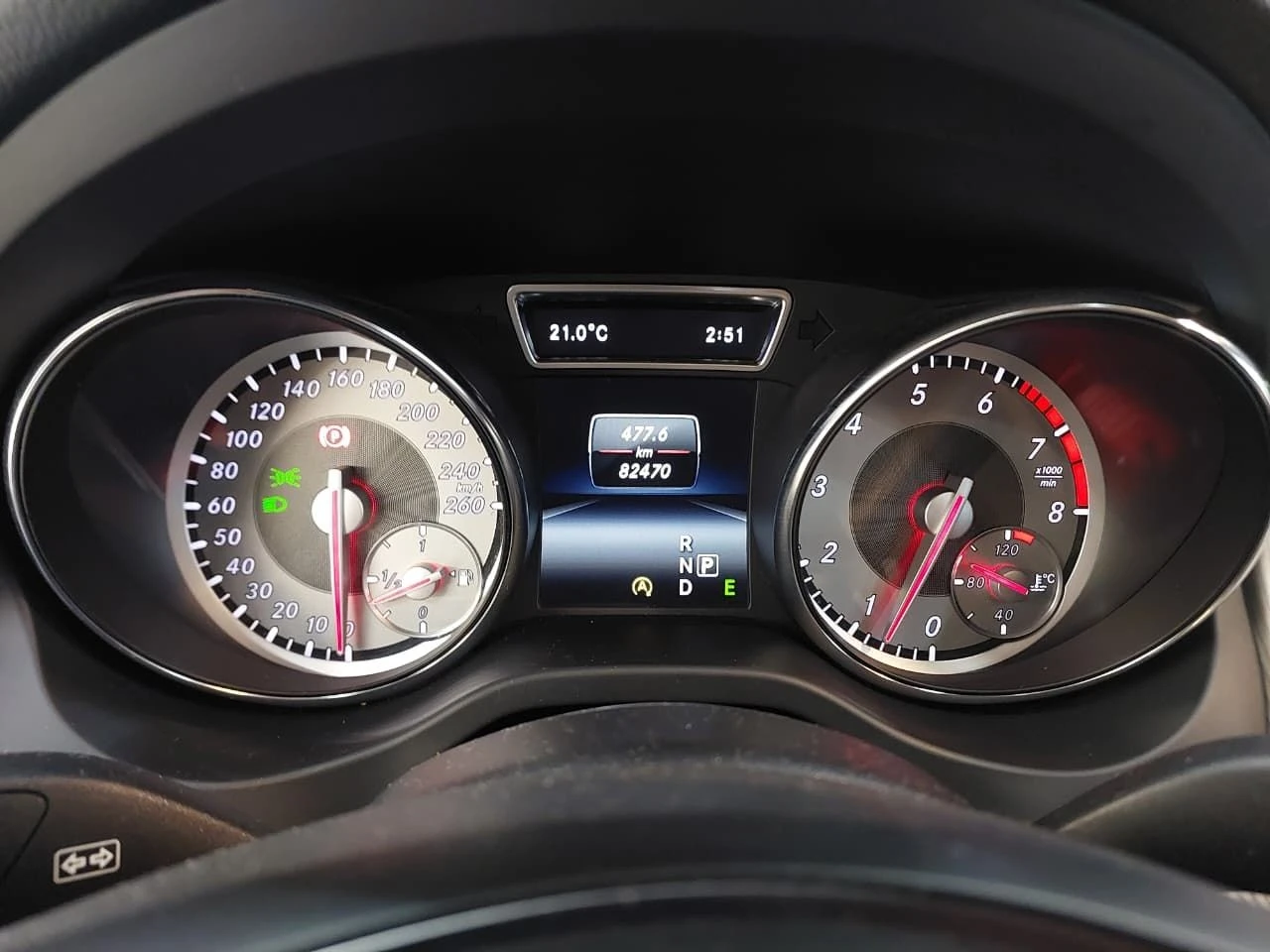 MERCEDES-BENZ CLA 200