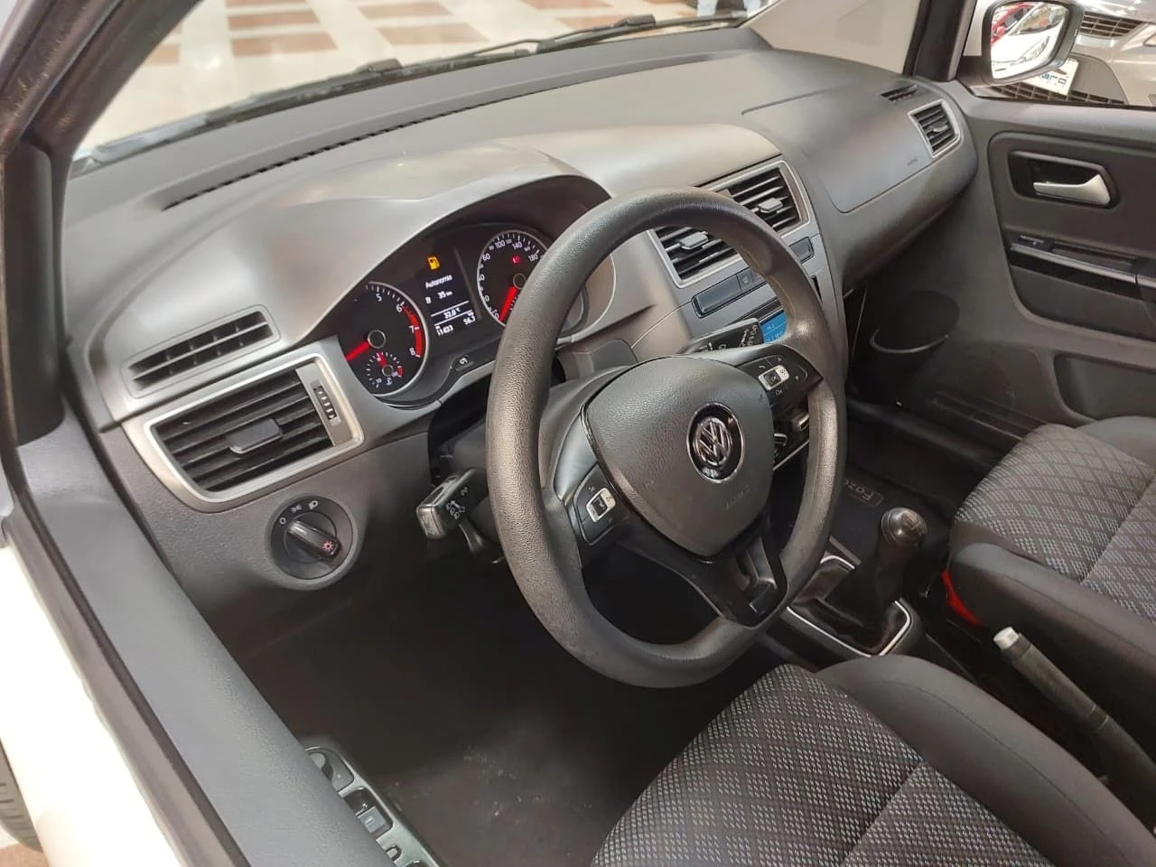 VOLKSWAGEN FOX