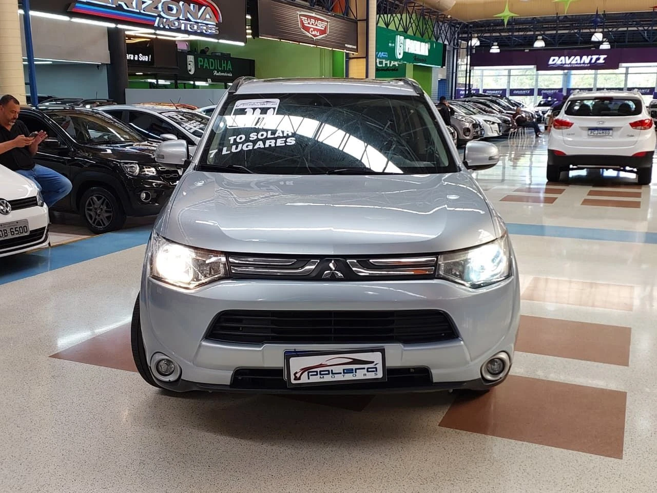 MITSUBISHI OUTLANDER