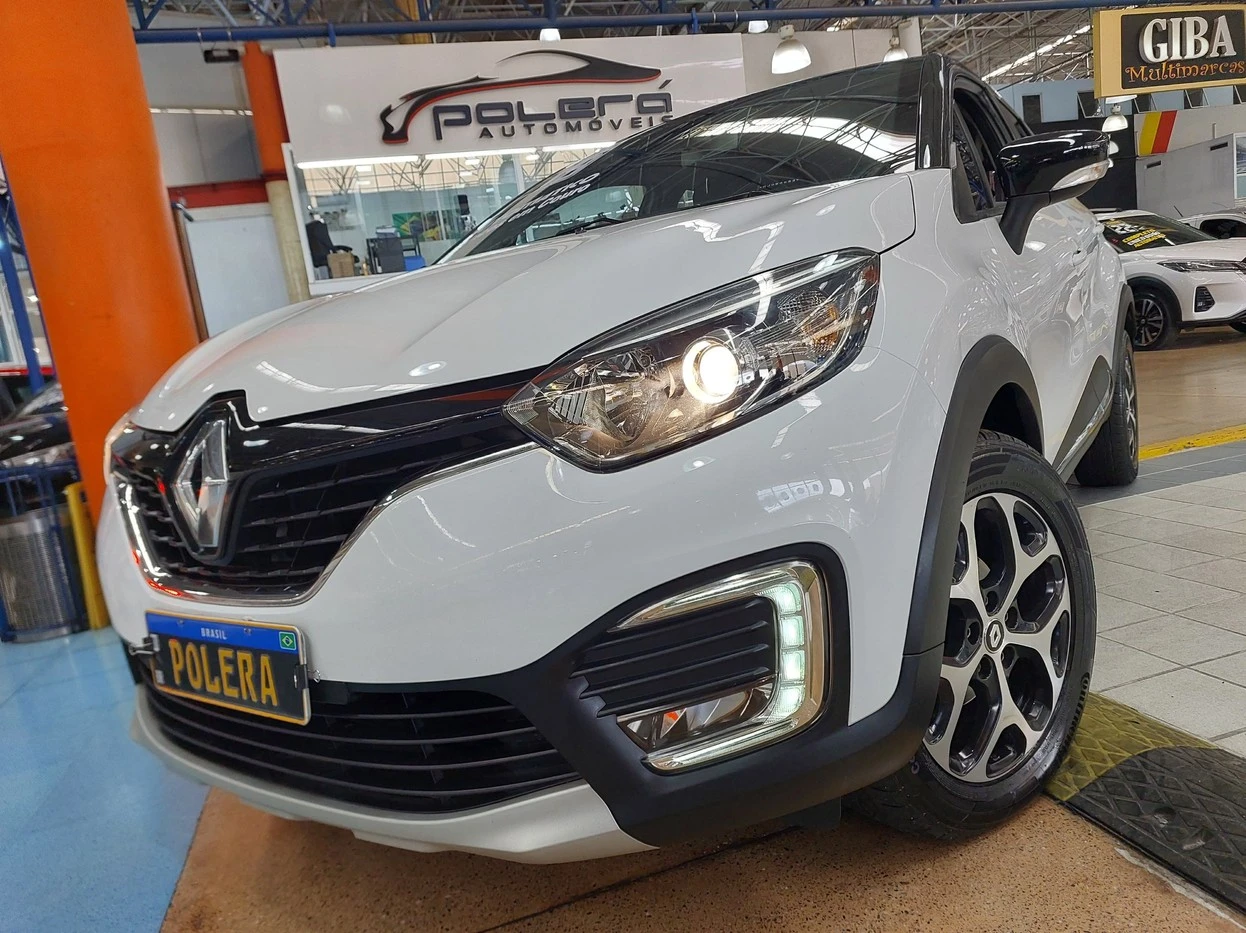 RENAULT CAPTUR