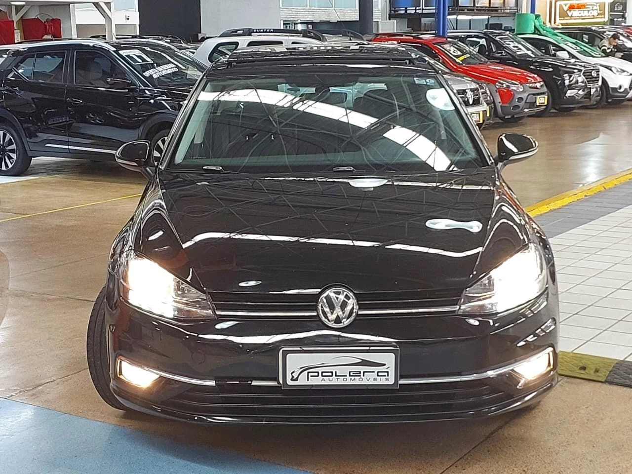 VOLKSWAGEN GOLF