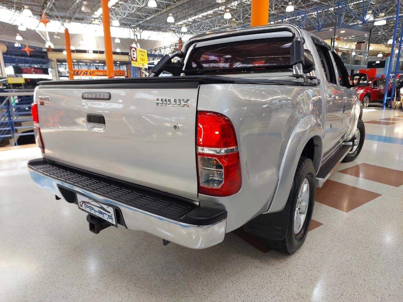 TOYOTA HILUX