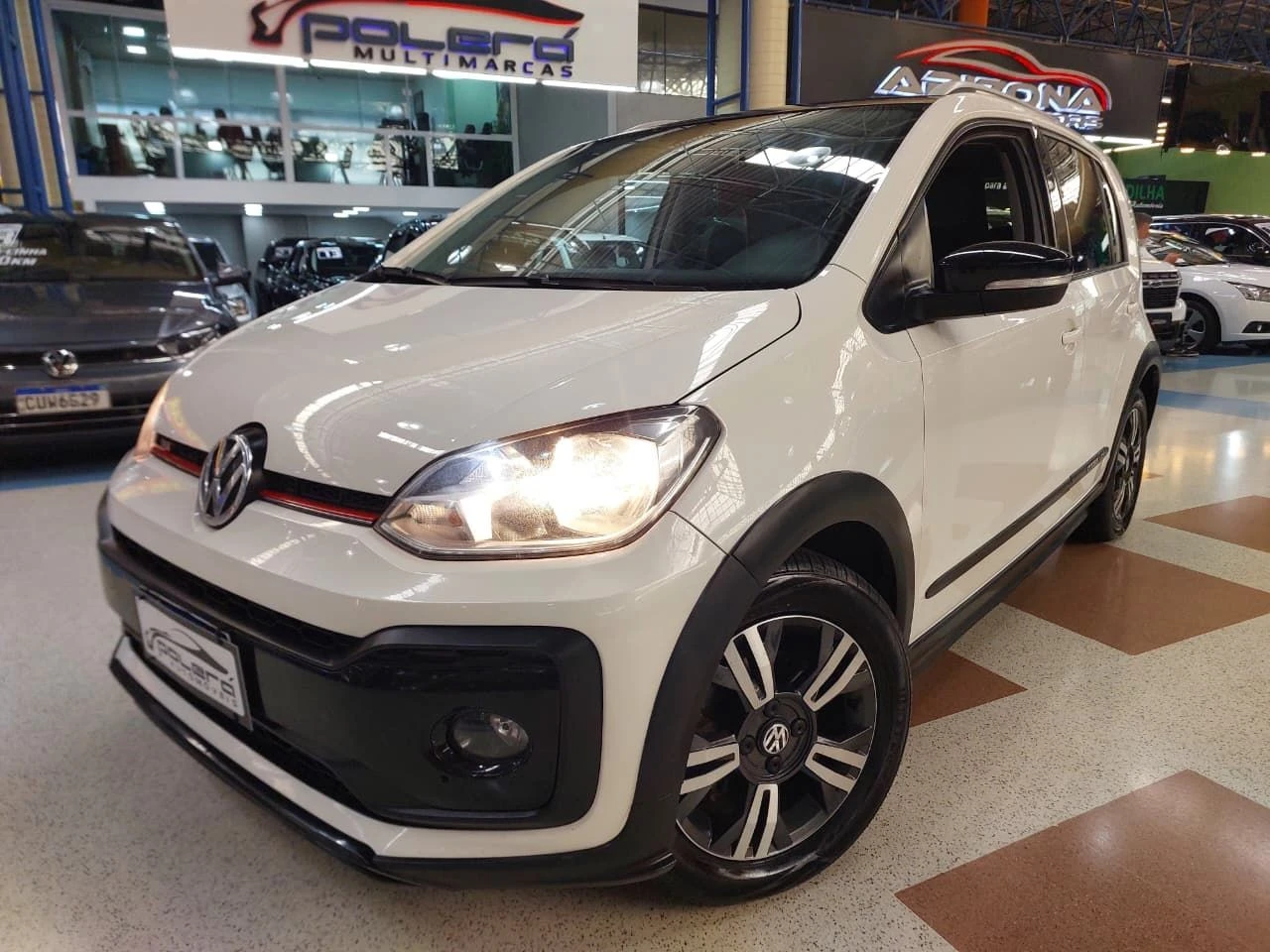 VOLKSWAGEN CROSS UP