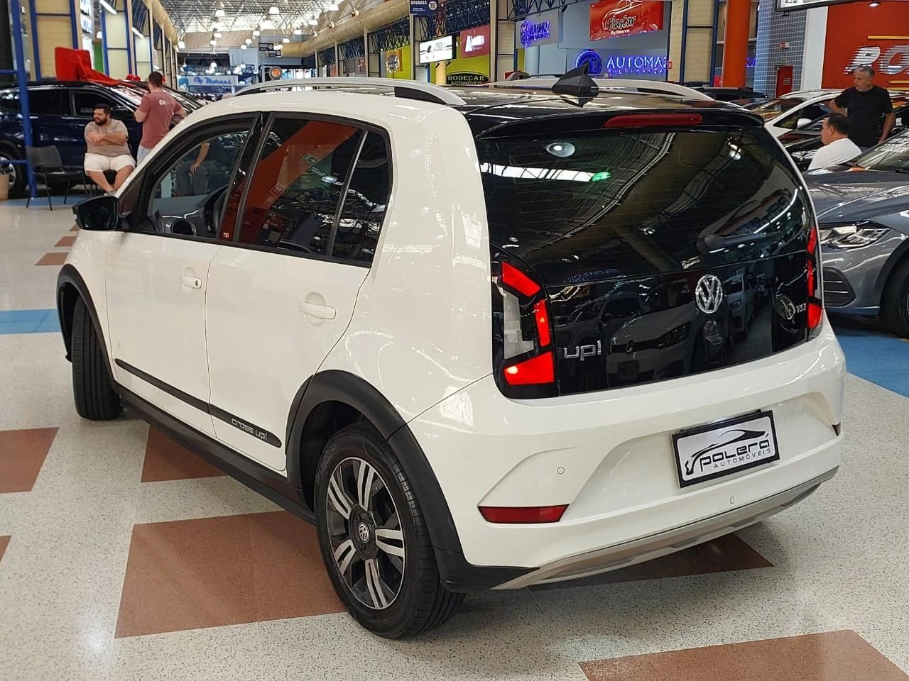 VOLKSWAGEN CROSS UP