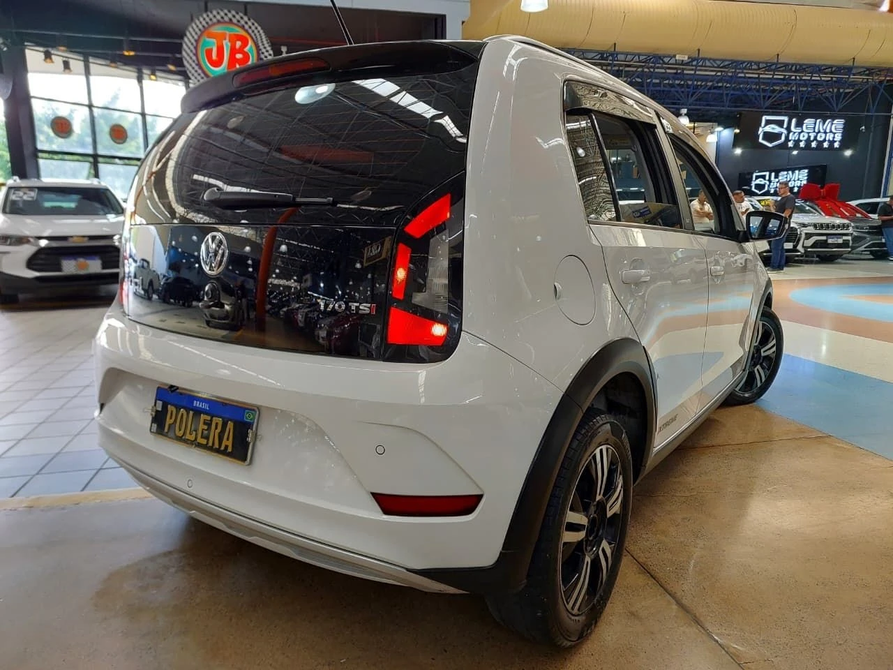 VOLKSWAGEN UP