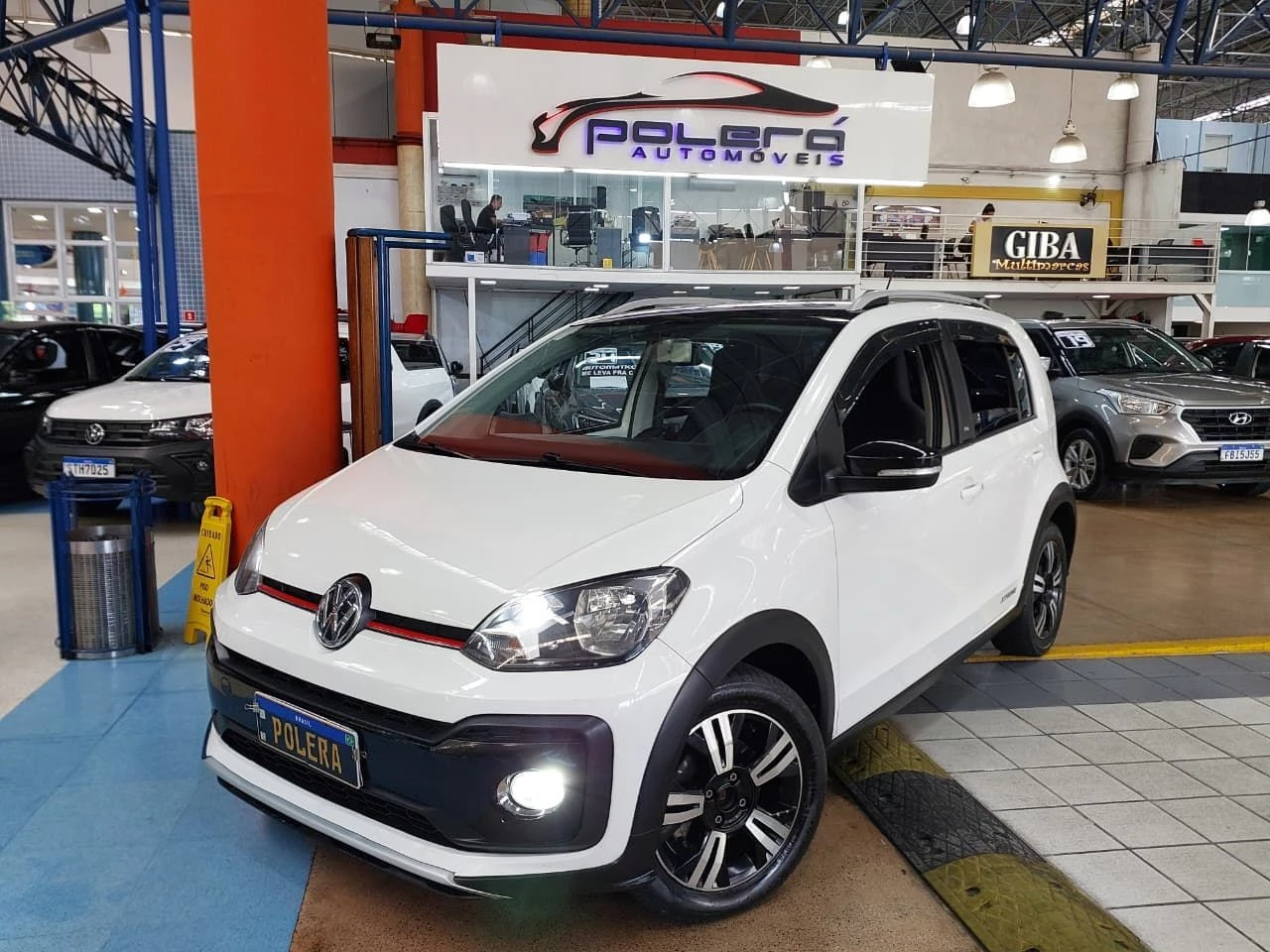 VOLKSWAGEN UP