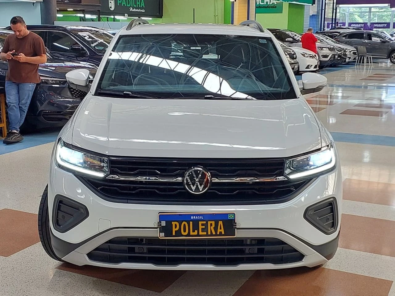 VOLKSWAGEN T-CROSS