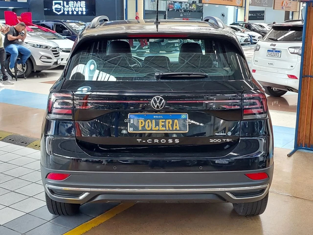 VOLKSWAGEN T-CROSS