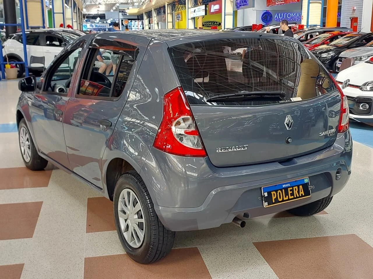 RENAULT SANDERO