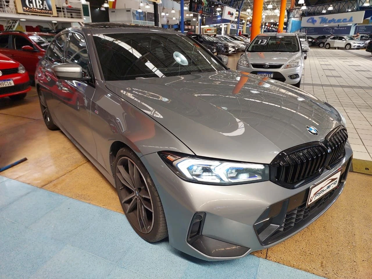 BMW 320i