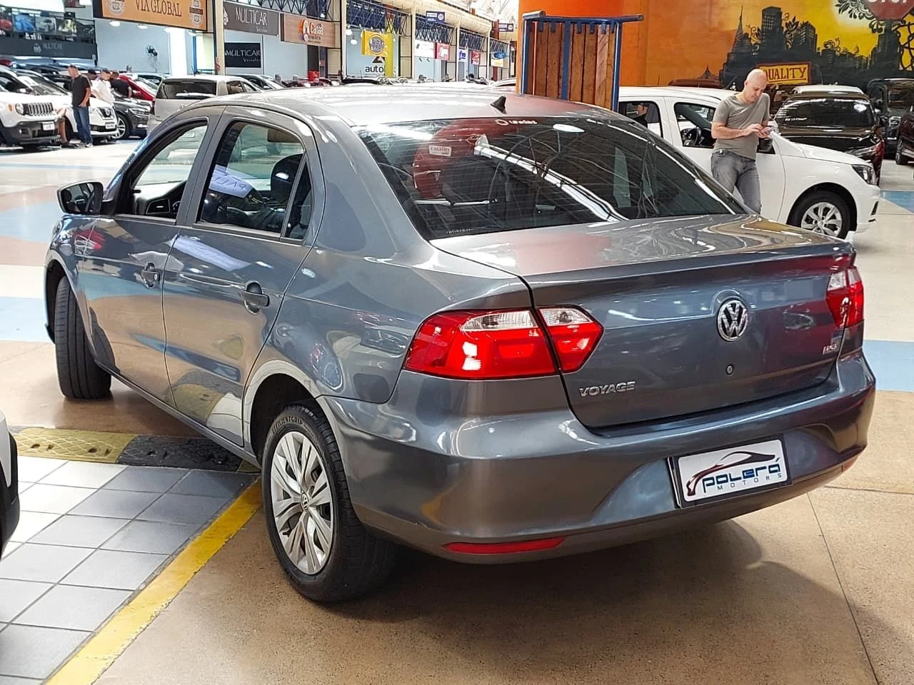 VOLKSWAGEN VOYAGE