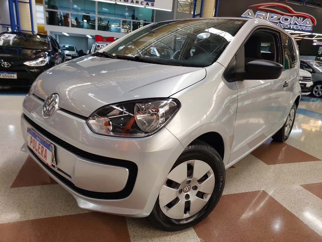 VOLKSWAGEN UP