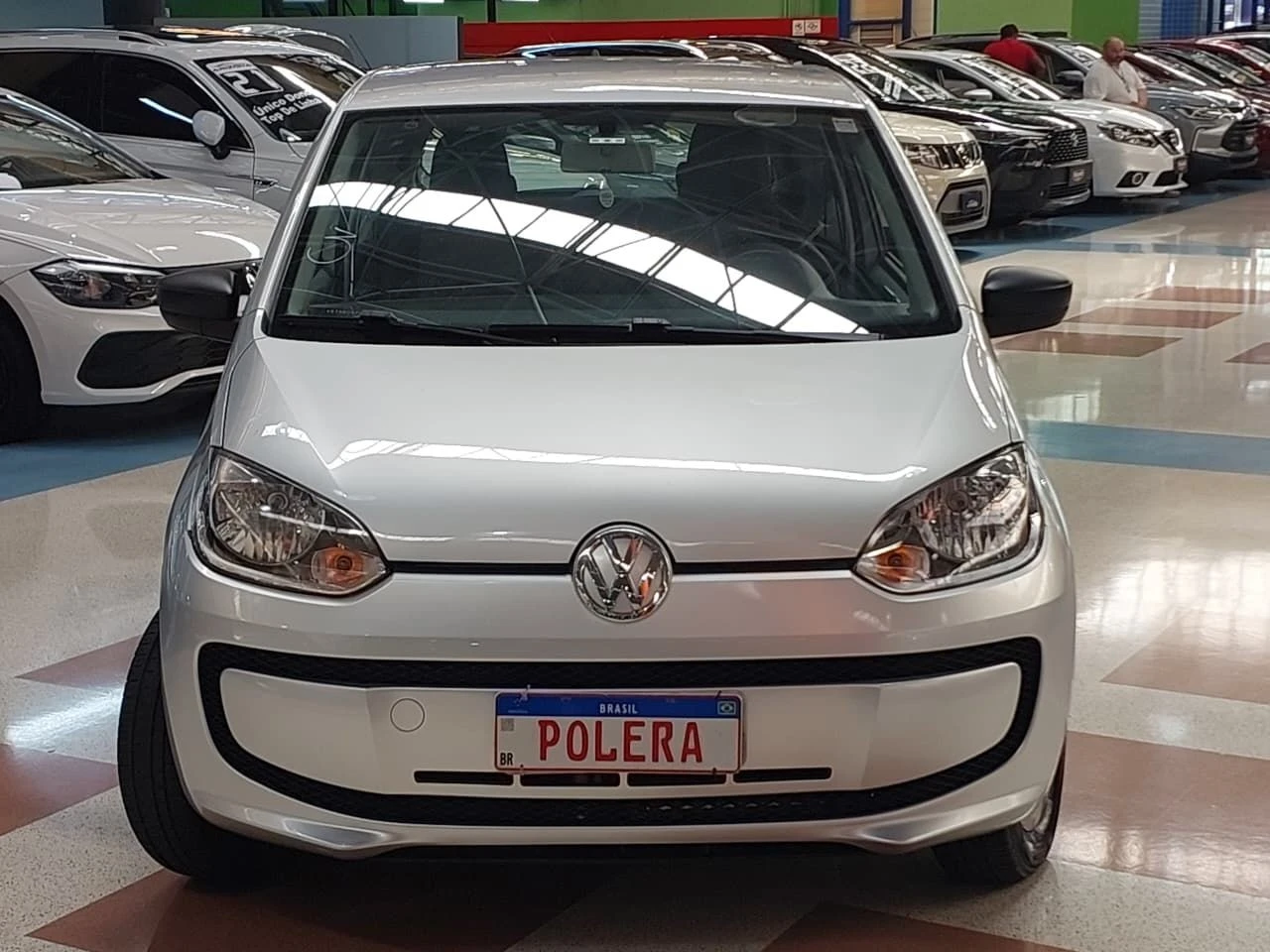 VOLKSWAGEN UP