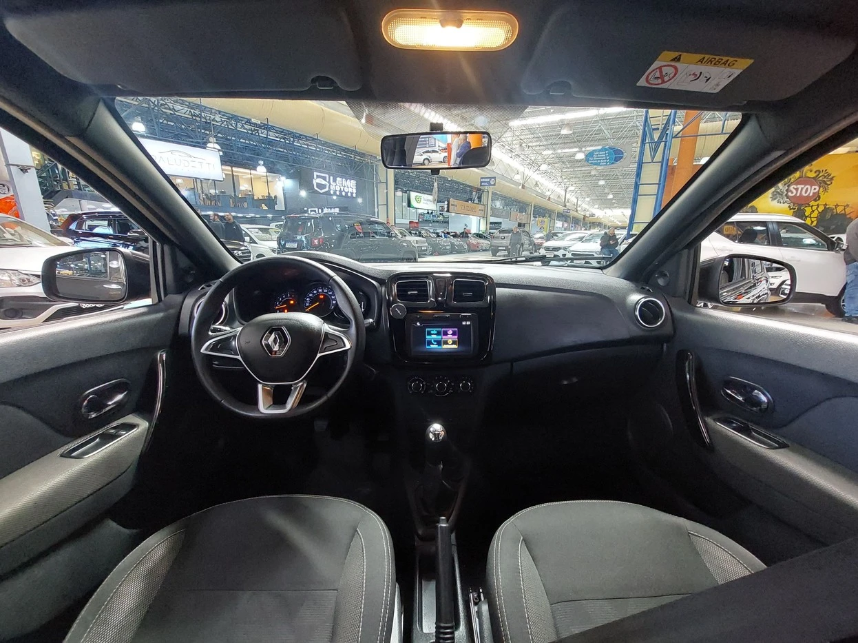 RENAULT SANDERO