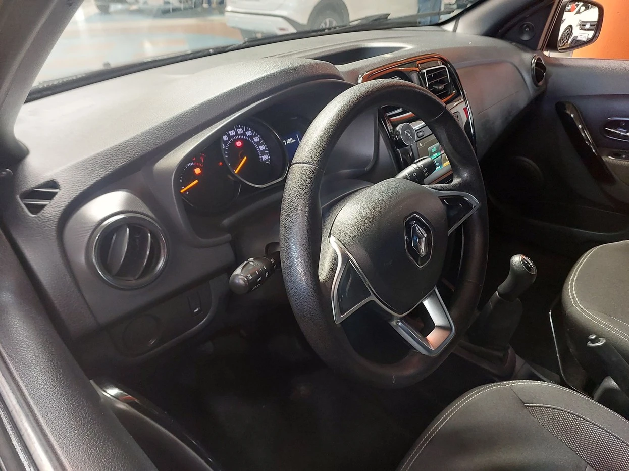 RENAULT SANDERO