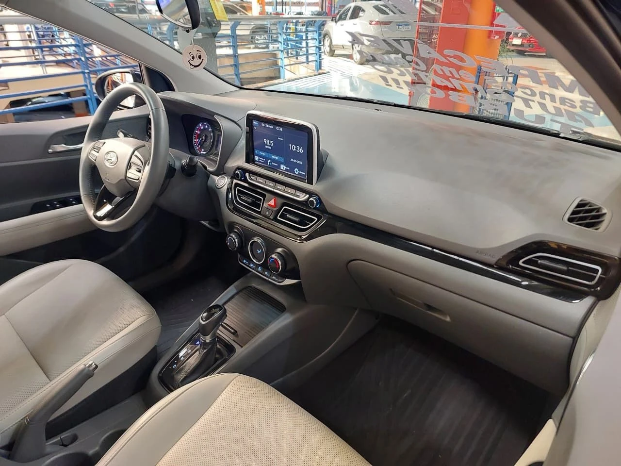 HYUNDAI HB20S