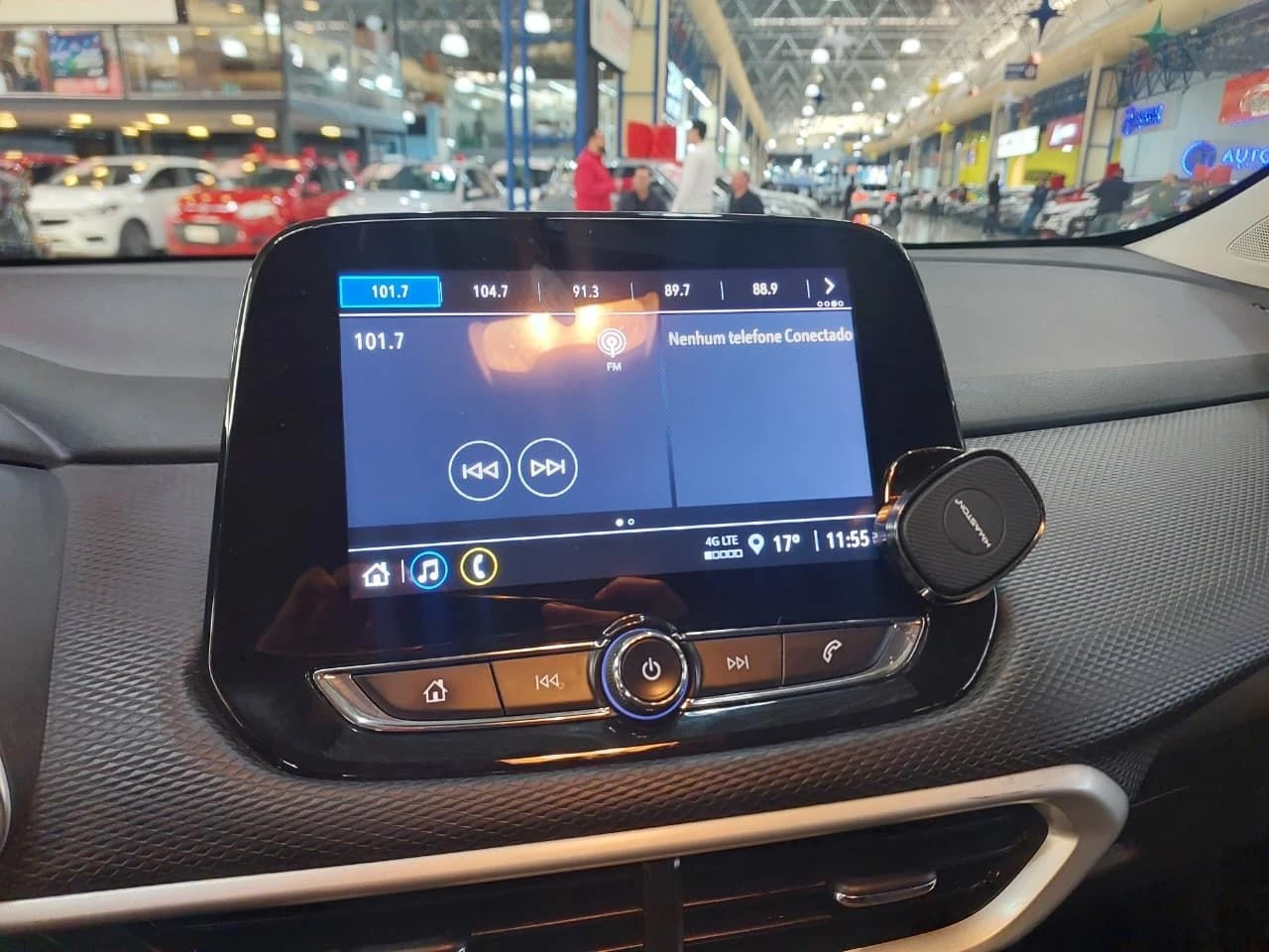 CHEVROLET TRACKER