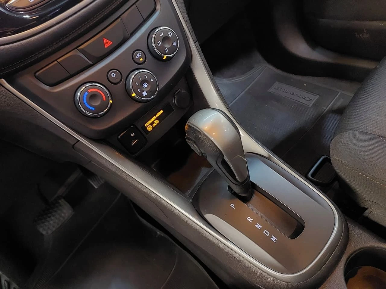 CHEVROLET TRACKER