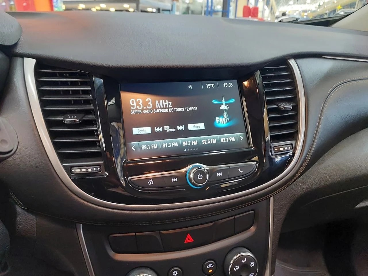 CHEVROLET TRACKER
